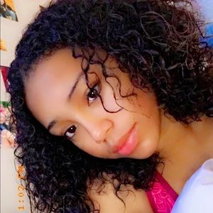 Meet your Posher, Deserae